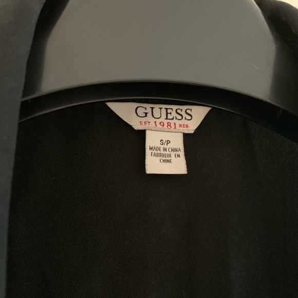 Guess top - Picture 3 of 4